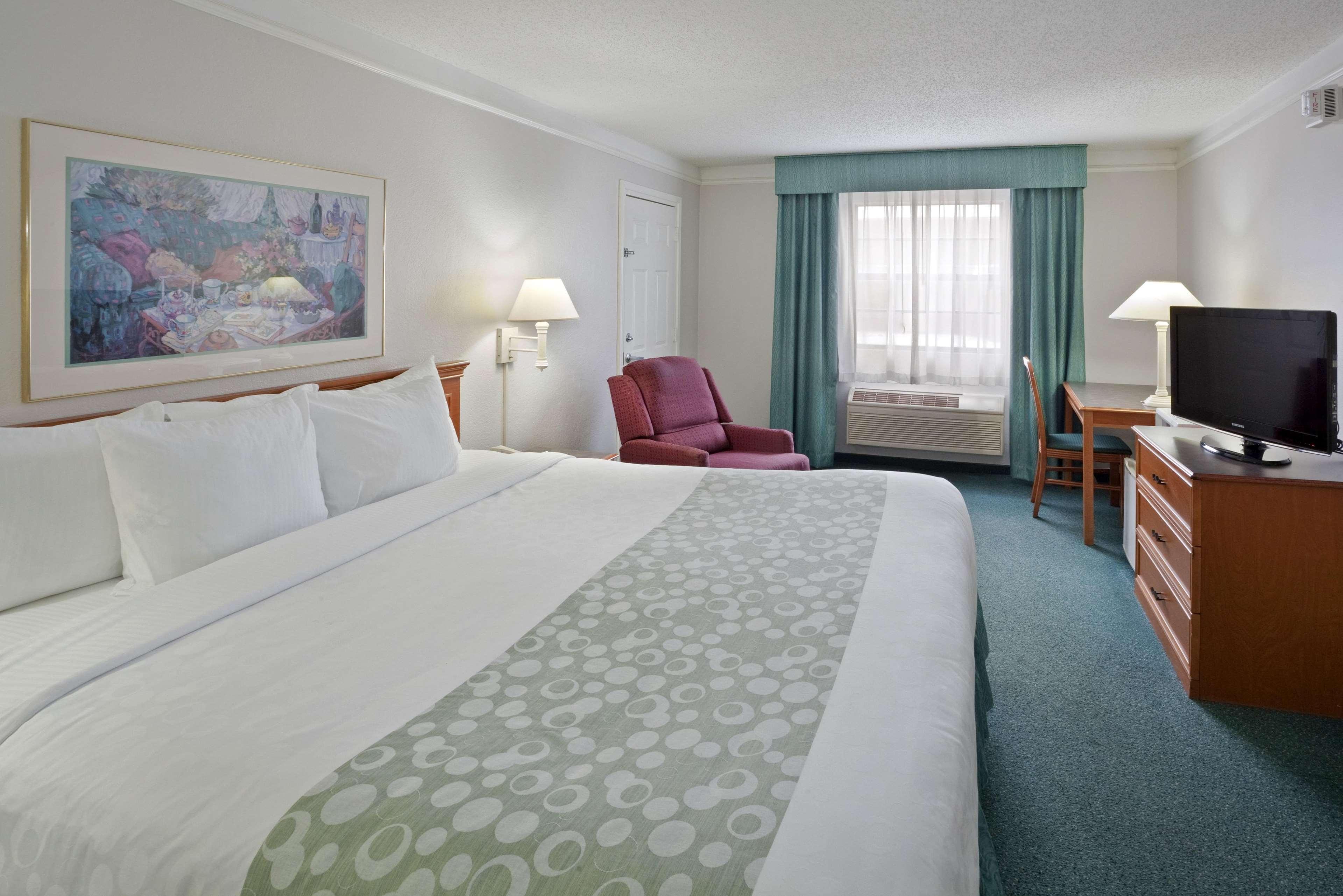La Quinta Inn By Wyndham Omaha West Esterno foto