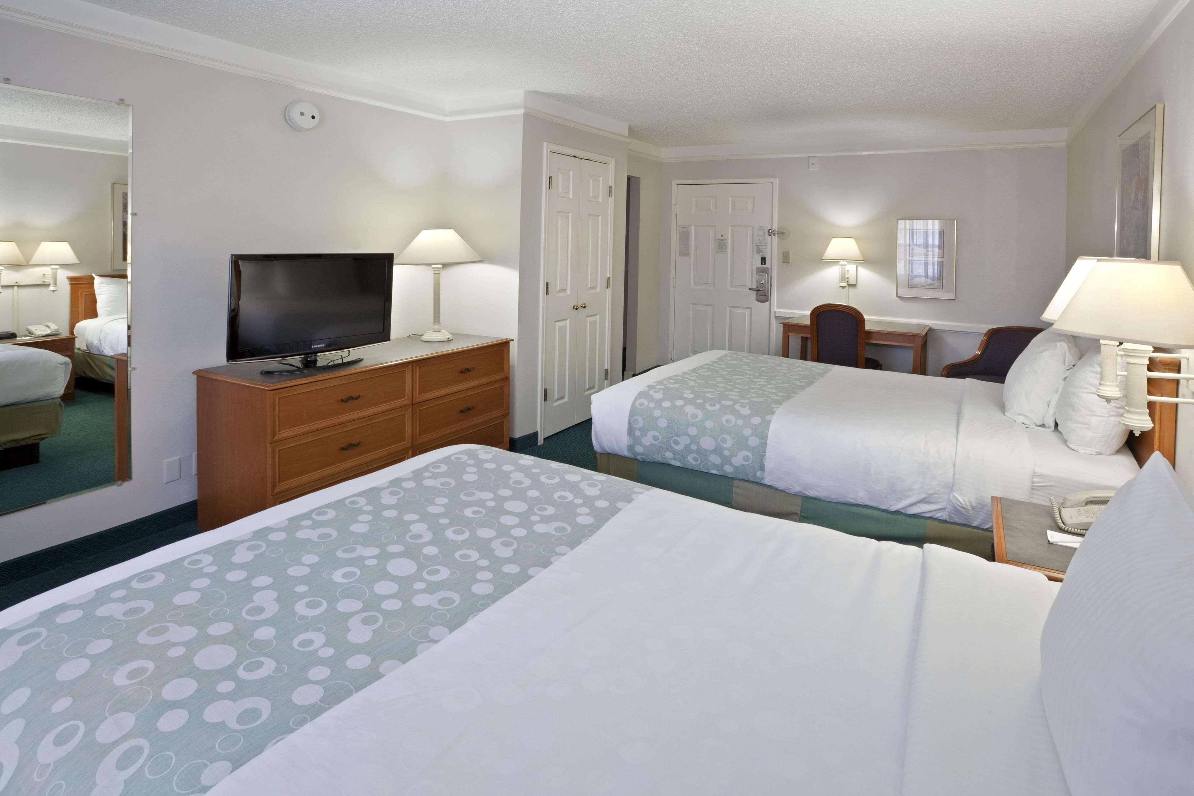 La Quinta Inn By Wyndham Omaha West Esterno foto