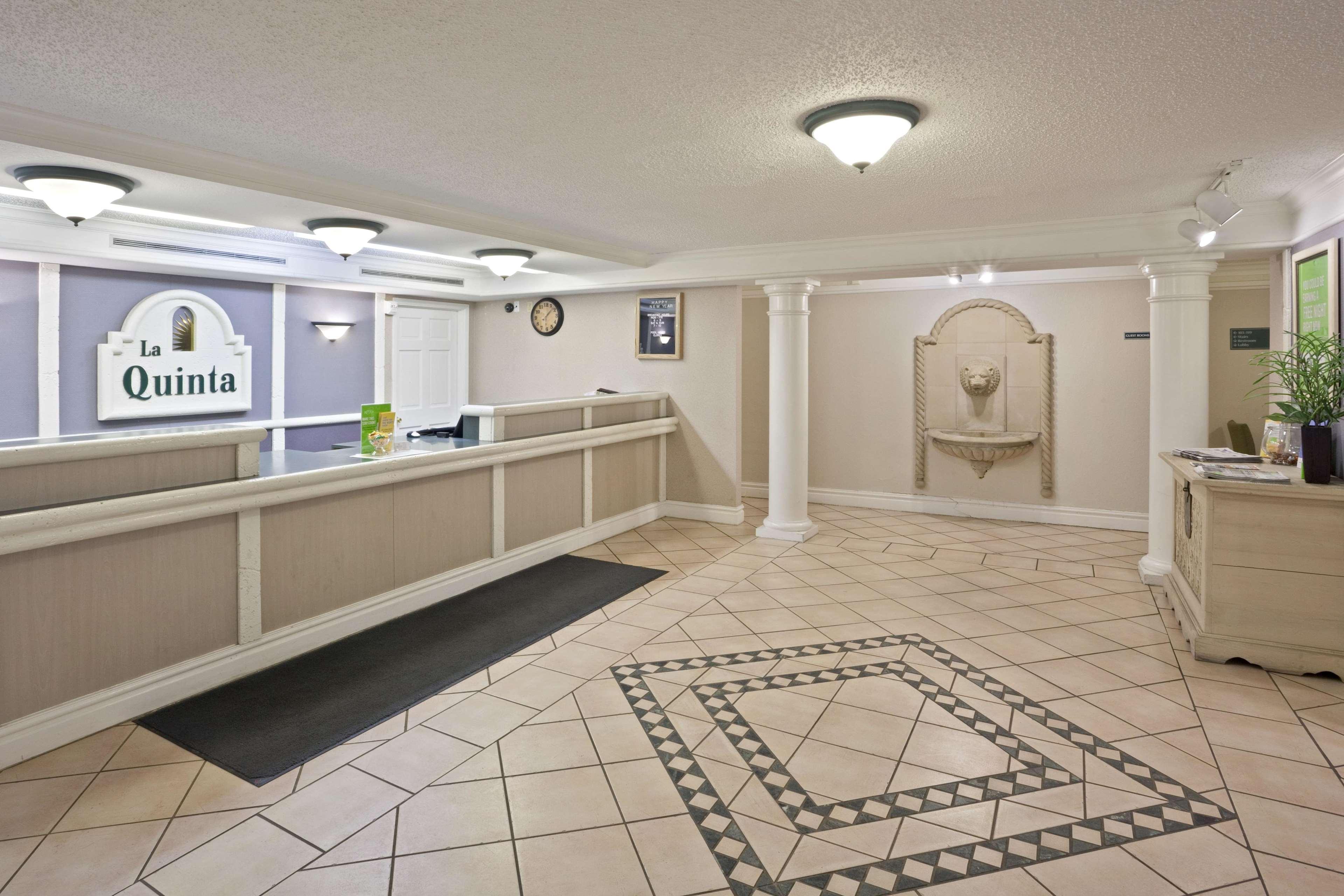 La Quinta Inn By Wyndham Omaha West Esterno foto